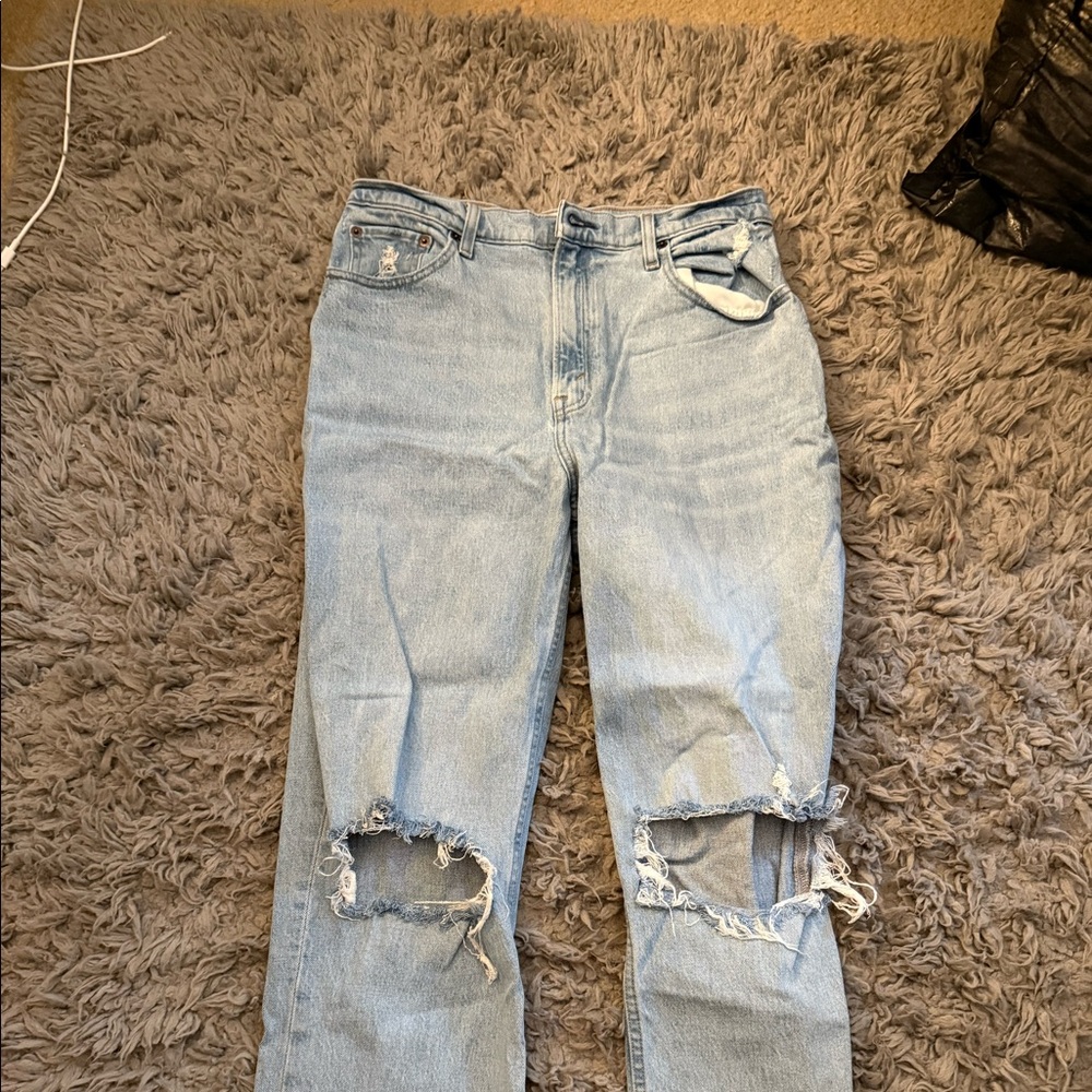 light wash jeans